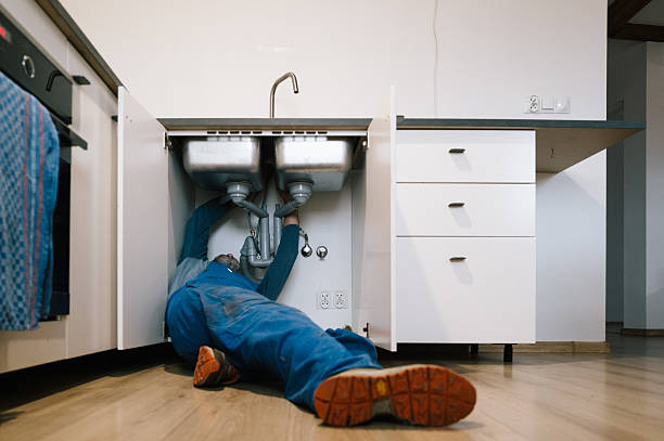 Professional Leak Detection technician working in Moxee, WA